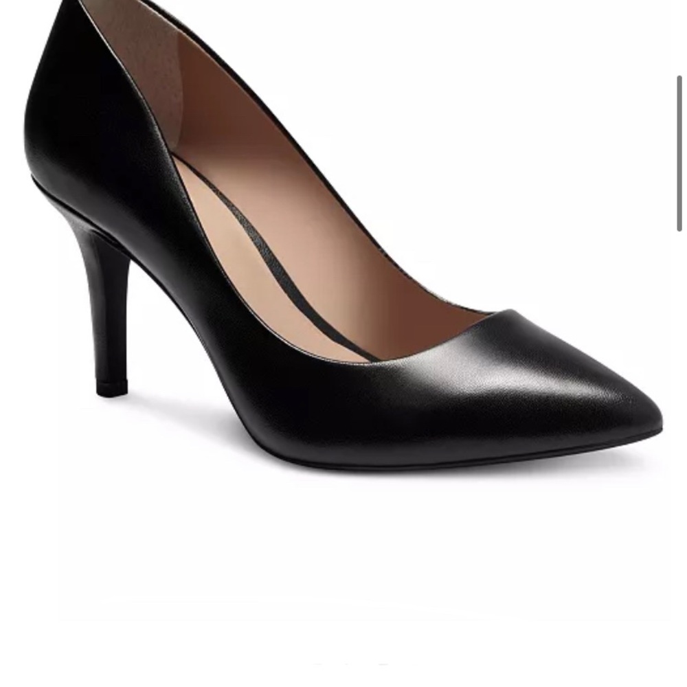 Pointed pumps by INC INTERNATIONAL CONCEPTS